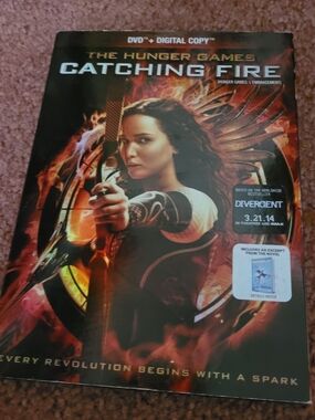 The Hunger Games: Catching Fire DVD - Black & Orange Cover